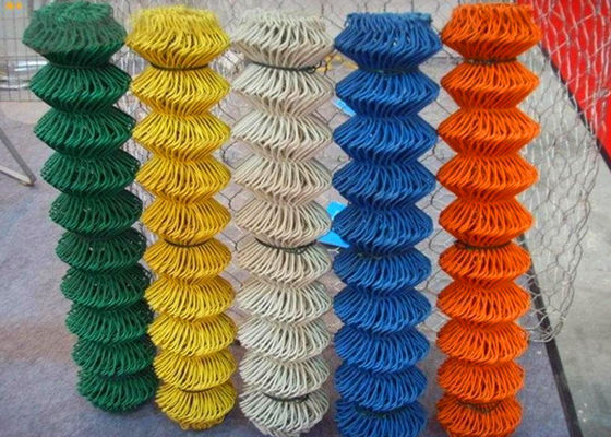 5mm Metal 4 Ayak Zincir Bağlantı Çiti Pvc Elmas Örgü Eskrim Pürüzsüz Yüzey