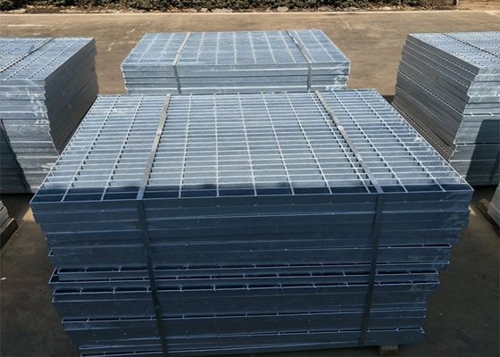 25x5 Galvanizli Metal Podyum Döşeme Q345 Endüstriyel Platform