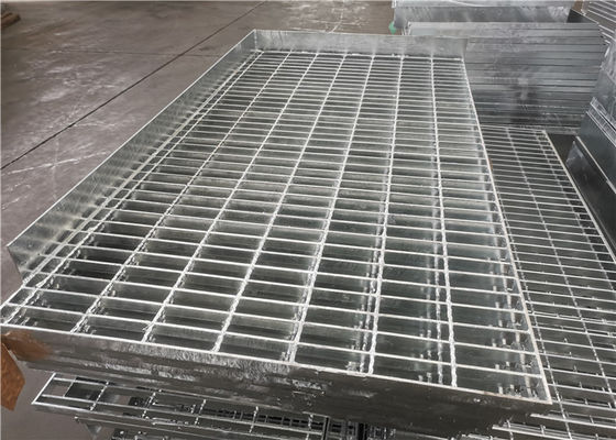ISO9001 Basamak Tahtası Galvanizli Çelik Izgara Geçit Basıncı Direnci Kaynağı