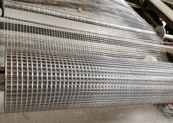 Düz Dokuma 2x2 Galvanizli Hasır Çit 30 Metre Uzunluğunda 1/4 İnç