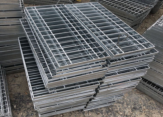 Q235 Tırtıklı Sıcak Daldırma Galvanizli Çelik Izgara Platformu 65x5mm