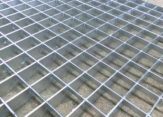 Kaymaz Q345 Kaynaklı Çelik Izgara 1250mm Genişlik Sıcak Daldırma Galvanizli