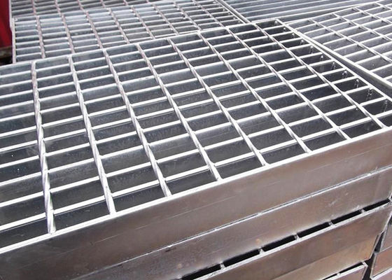 Park Drenaj Catwalk Metal Izgara 30X100mm Hafif Darbe Dayanımı