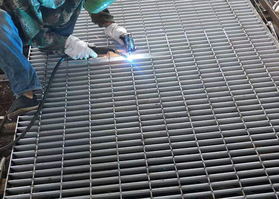 Pas Önleme Genişletilmiş Metal Podyum Izgarası 3mm Kalınlığında Sıcak Galvanizli