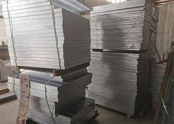 Güverte için Pas Korumalı Drenaj Kapağı Çelik Izgara Plakası 50mm Metal Izgara