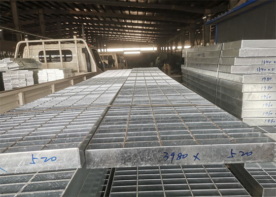 50*5mm Korozyon Önleyici Metal Izgara Platformu 4mm Kalın Hafif Yapı