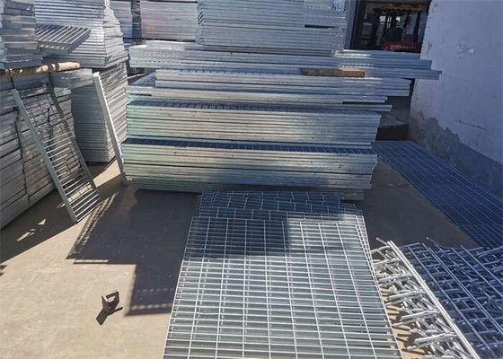 304 SS 316SS Karbon Çelik Driveway Izgaraları Izgara 12m Uzunluk Yüksek Mukavemet