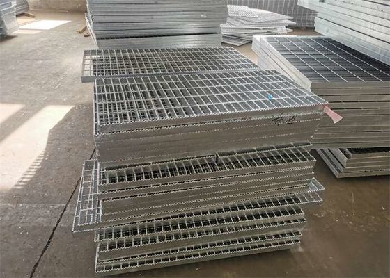 Stadyum Drenaj için Dişli Galvanizli Çelik Driveway Izgaraları Alüminyum 6063 Izgara