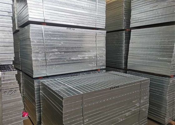 6mm Kalınlık Ağır Hizmet Tipi Drenaj Izgaraları 25x3mm Tırtıklı Tip