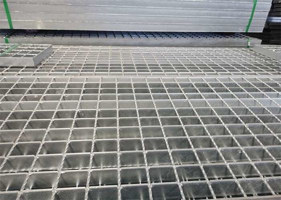 5mm Kalın Kaymaz Merdiven Basamakları Çelik Izgara
