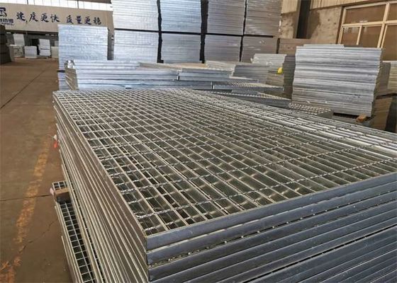 AS1657 Standart Kaymaz Çelik Merdiven Basamakları Otopark İçin 100mm Izgara