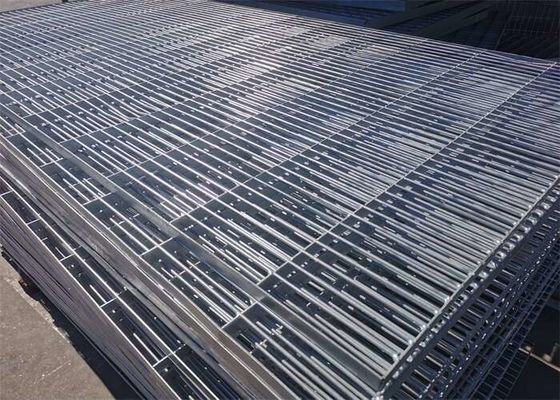 Sıcak Daldırma Galvanizli Merdiven Basamakları Çelik Izgara 60mm Tırtıklı Stil