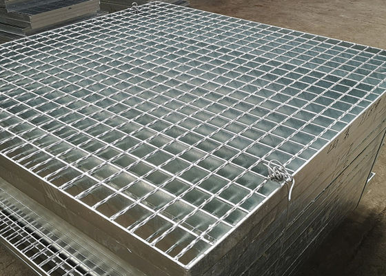 Hafif Q235 Sıcak Daldırma Galvanizli Metal Izgara Düşük Karbonlu Çelik A1011 Standardı