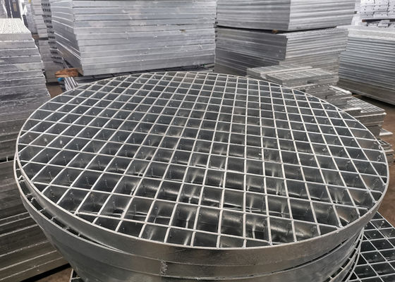 Dış Mekan Yuvarlak Kapak Galvanizli Drenaj Izgaraları S304 Basınç Kilitli