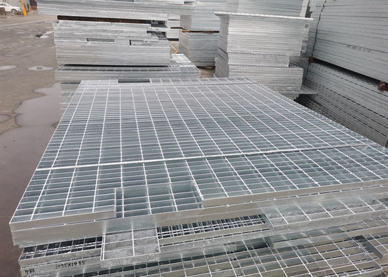 5mm Kalın Alüminyum Podyum Izgarası 65mm Galvanizli Araba Yolu Izgaraları