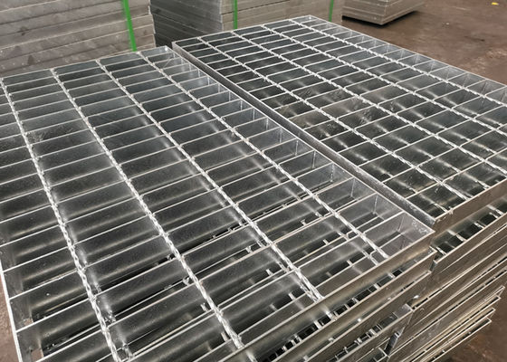 Q235 Dişli Yassı Çelik Galvanizli Hendek Izgaraları Pas Direnci