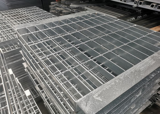 Q235 Dişli Yassı Çelik Galvanizli Hendek Izgaraları Pas Direnci