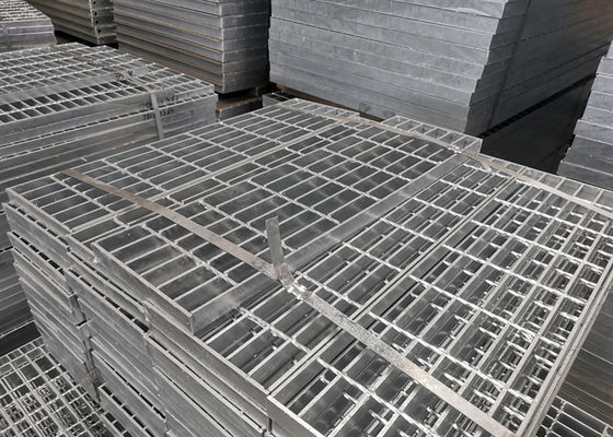 Okul Oluğu Kalınlaştırılmış Galvanizli Çelik Geçit Izgarası Modern Stil