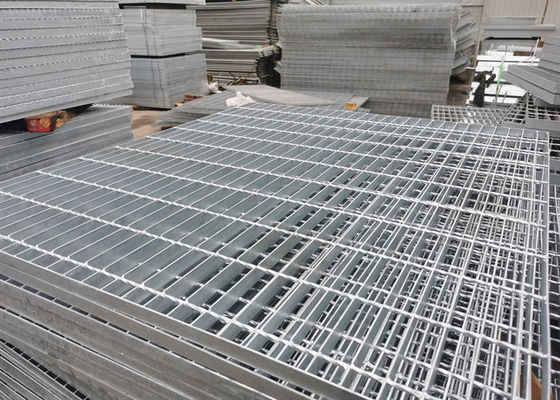 Kaymaz Ağır Hizmet Galvanizli Geçit Izgara Platformu 75x10mm