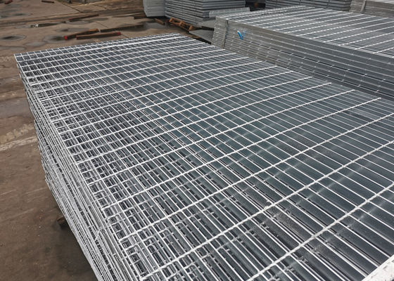 2 Metre Genişlik Hafif Yürüme Yolu Izgarası Toz Boya Basınçlı Kaynak