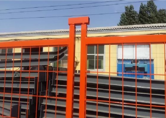 3.5mm Tel Çapı Hareketli Çit Panelleri Isıl İşlem Görmüş Geçici Metal Eskrim
